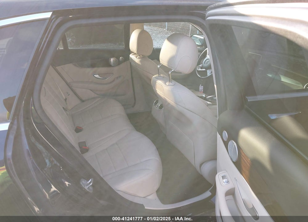 2018 MERCEDES-BENZ GLC 300 4MATIC VIN: WDC0G4KB1JV037798
