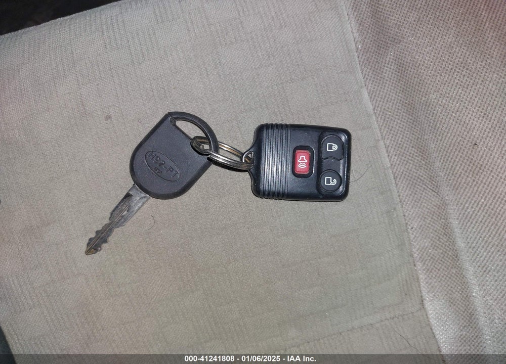 2006 FORD FREESTAR SE VIN: 2FMZA51696BA43601
