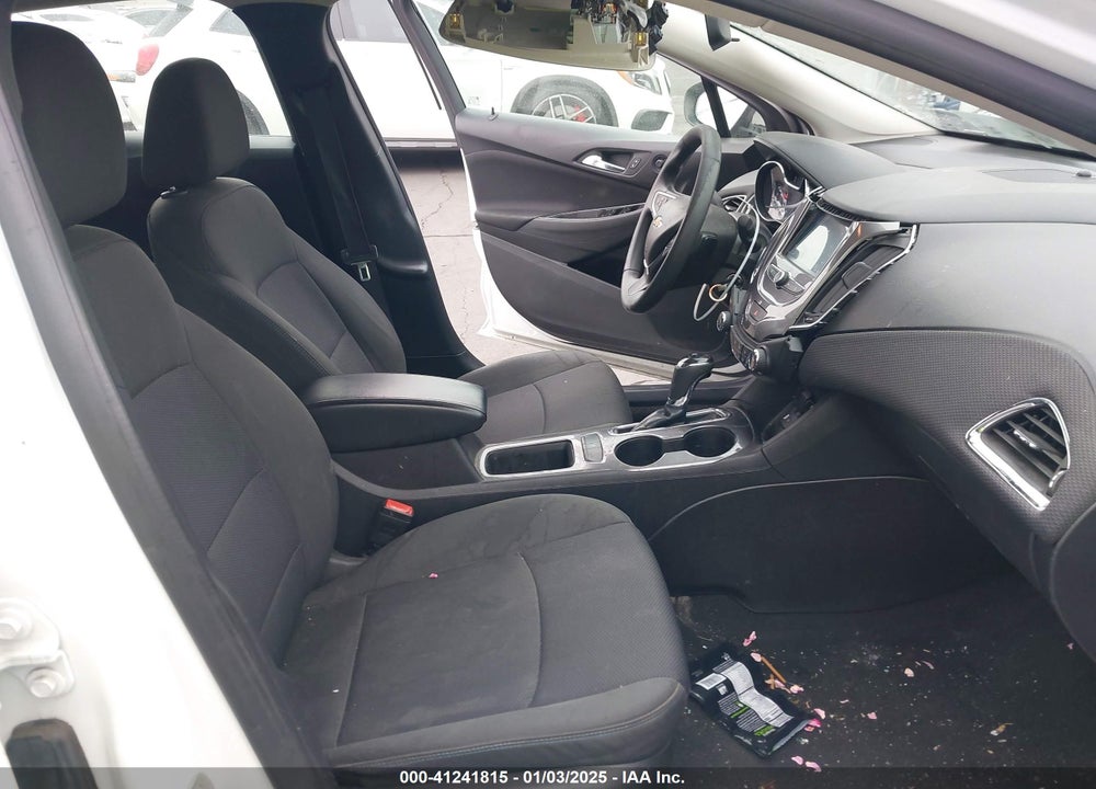 2017 CHEVROLET CRUZE VIN: 3G1BE6SM8HS510509
