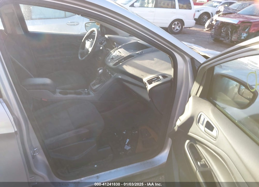 2015 FORD ESCAPE S VIN: 1FMCU0F7XFUA31159