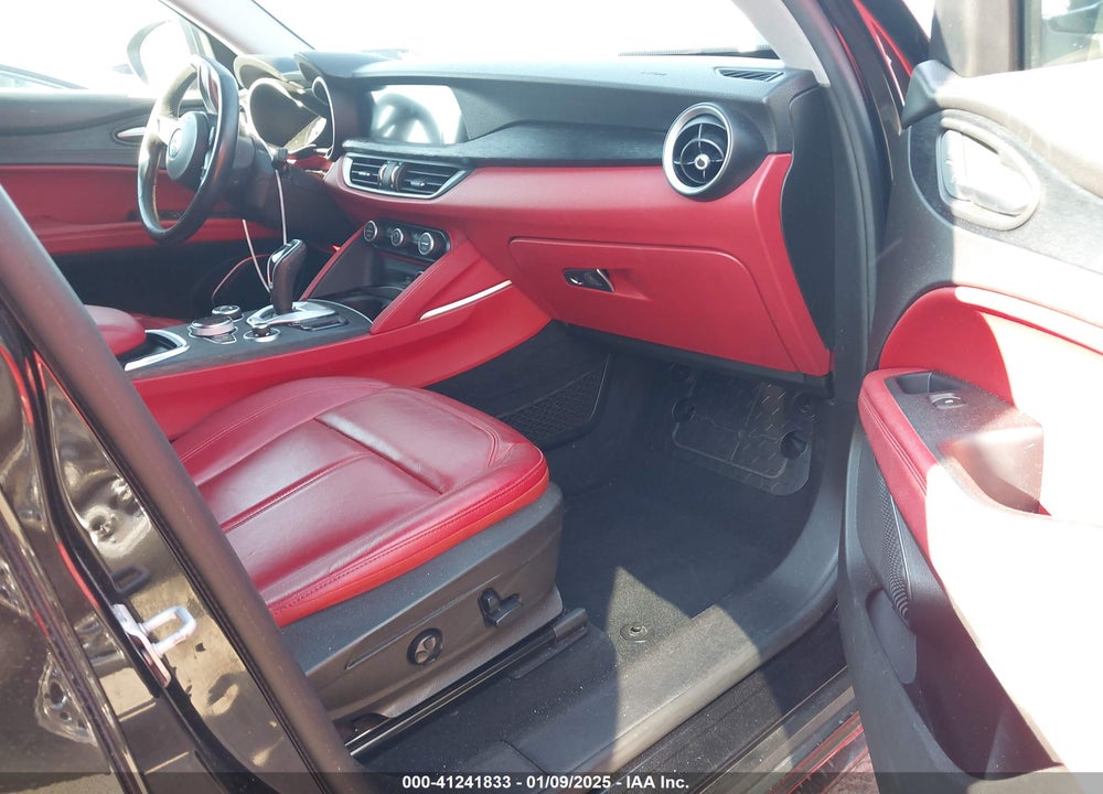 2021 ALFA ROMEO STELVIO RWD VIN: ZASPAJAN4M7D17862