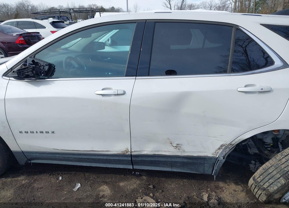 2018 CHEVROLET EQUINOX LT VIN: 2GNAXJEV9J6302736