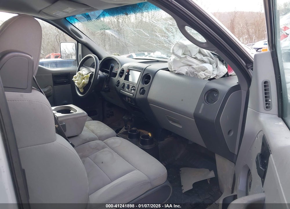 2004 FORD F-150 STX/XL/XLT VIN: 1FTRX14W84NA38690