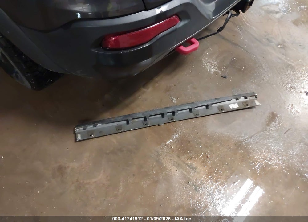 2015 JEEP CHEROKEE TRAILHAWK VIN: 1C4PJMBS7FW655229