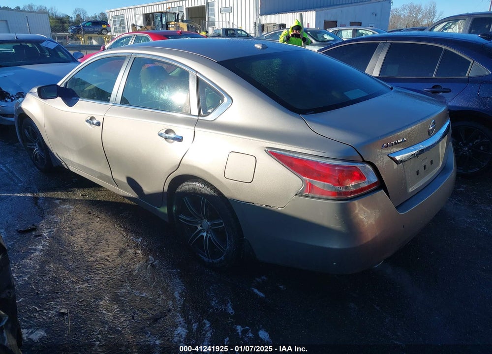 2015 NISSAN ALTIMA VIN: 1N4AL3AP1FC269503