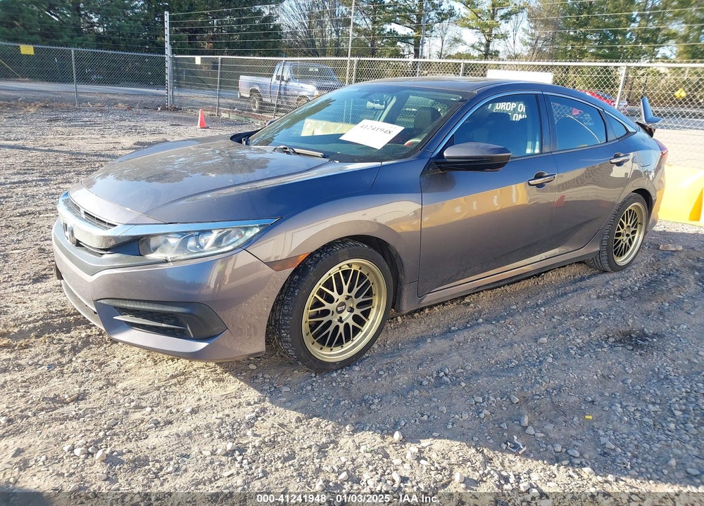 2017 HONDA CIVIC VIN: 19XFC2F75HE008177