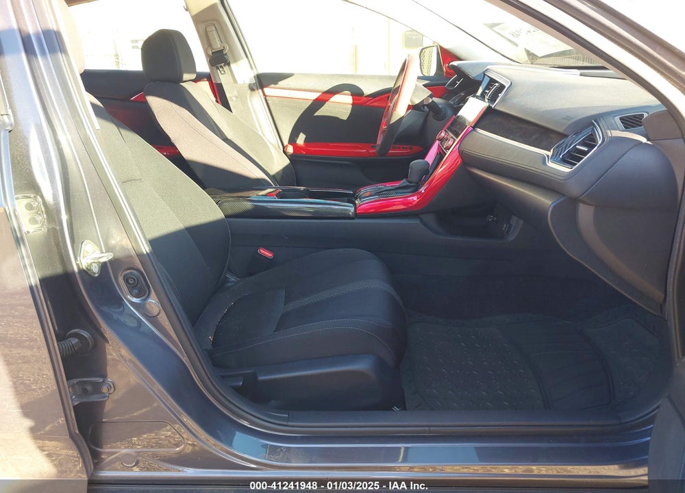 2017 HONDA CIVIC VIN: 19XFC2F75HE008177