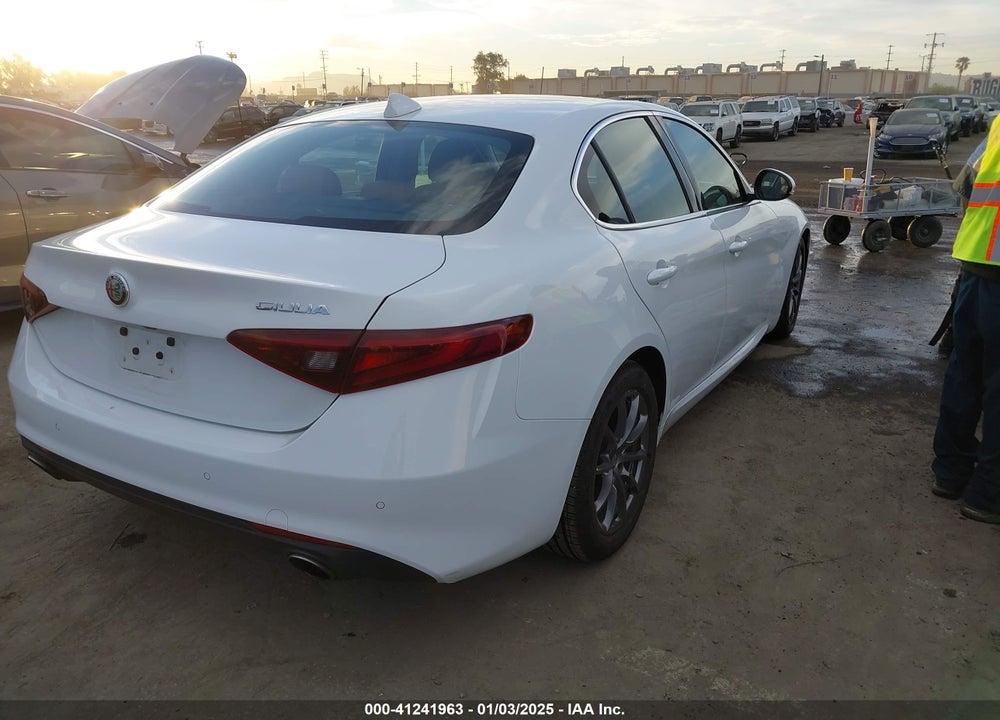 2019 ALFA ROMEO GIULIA RWD VIN: ZARFAMAN5K7621369