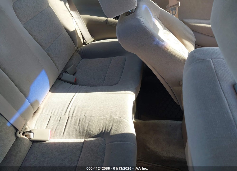2002 HONDA ACCORD 2.3 EX VIN: 1HGCG32542A018423