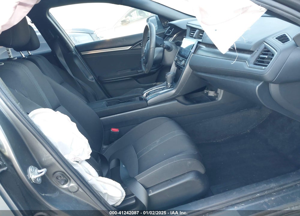 2018 HONDA CIVIC VIN: SHHFK7H59JU410083