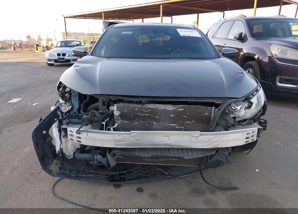 2018 HONDA CIVIC VIN: SHHFK7H59JU410083