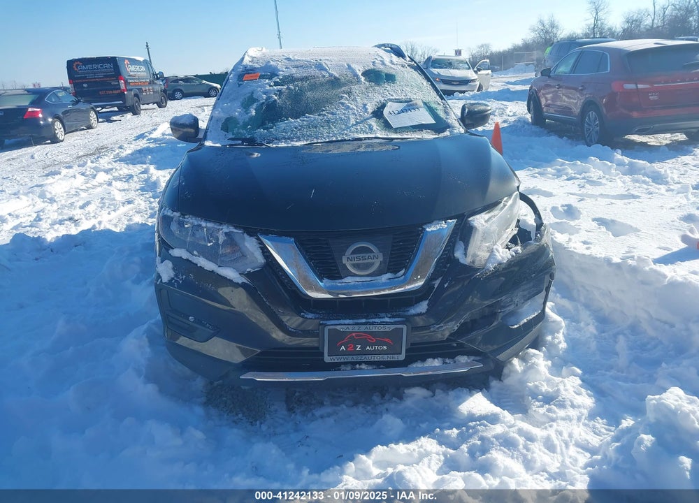 2017 NISSAN ROGUE SV VIN: KNMAT2MTXHP583871