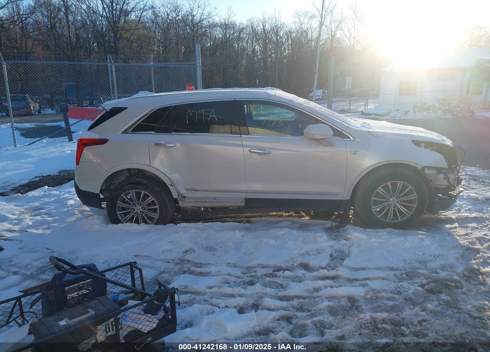 2019 CADILLAC XT5 VIN: 1GYKNDRS8KZ207654