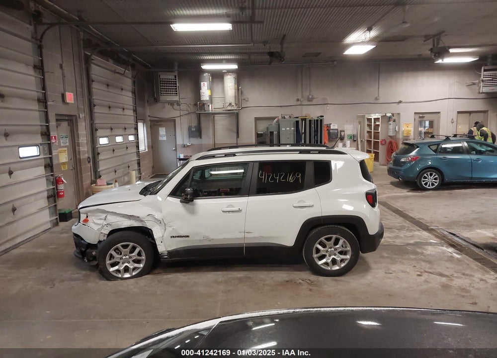 2017 JEEP RENEGADE LATITUDE FWD VIN: ZACCJABB8HPF53080