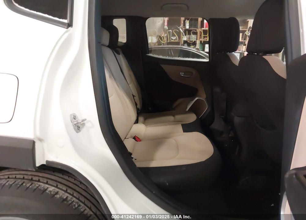 2017 JEEP RENEGADE LATITUDE FWD VIN: ZACCJABB8HPF53080