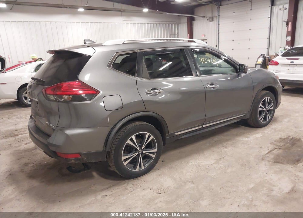 2017 NISSAN ROGUE SL VIN: JN8AT2MVXHW271870