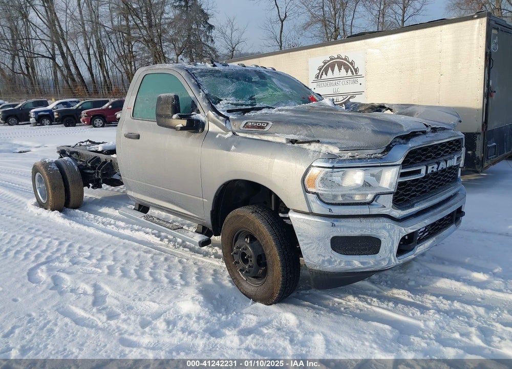 2024 RAM 3500 CHASSIS TRADESMAN/SLT VIN: 3C7WRTBJ2RG220341