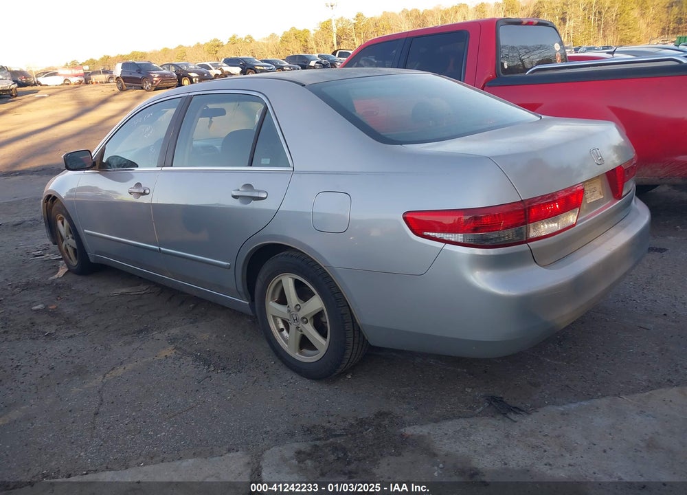 2003 HONDA ACCORD 2.4 EX VIN: JHMCM56663C067939