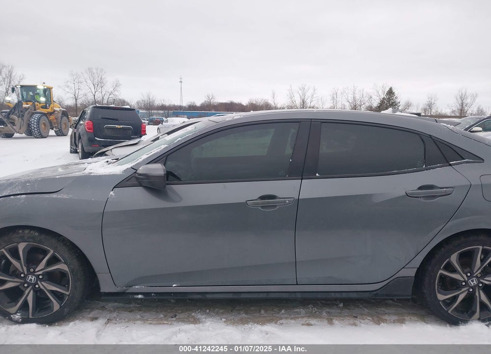2018 HONDA CIVIC SPORT VIN: SHHFK7H49JU228522