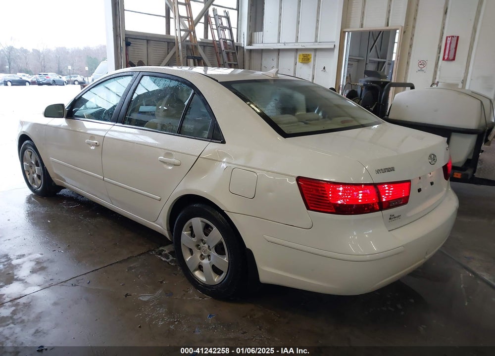 2009 HYUNDAI SONATA VIN: 5NPET46C89H524468