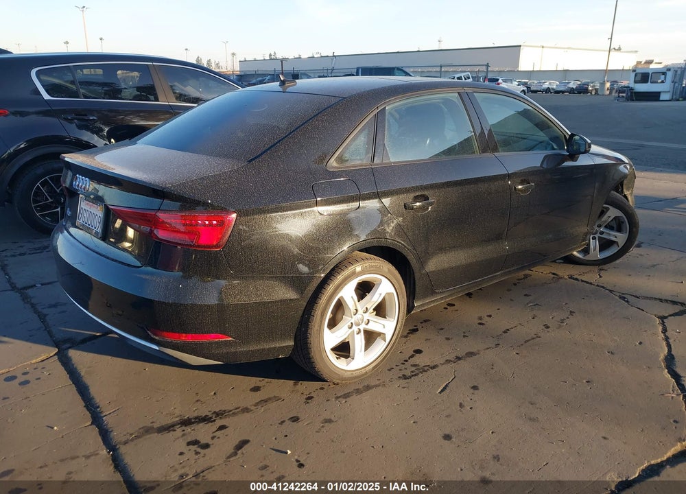 2018 AUDI A3 2.0T PREMIUM VIN: WAUAUGFFXJ1033593