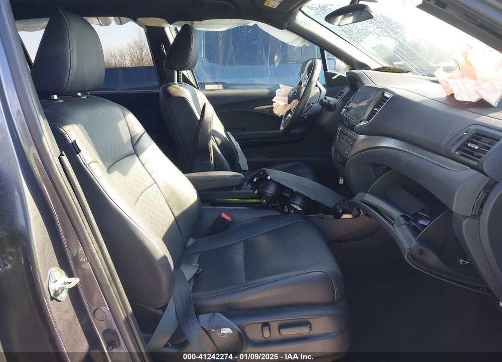 2019 HONDA PASSPORT EX-L VIN: 5FNYF8H51KB009486