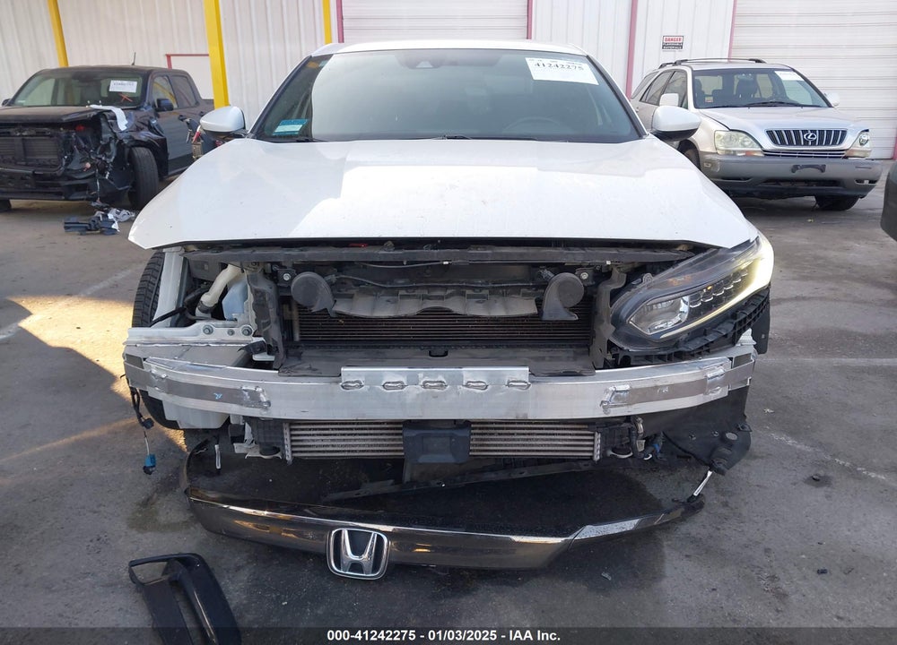 2019 HONDA ACCORD VIN: 1HGCV1F3XKA142599