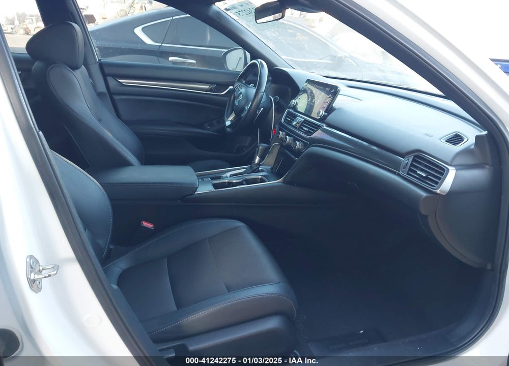 2019 HONDA ACCORD VIN: 1HGCV1F3XKA142599