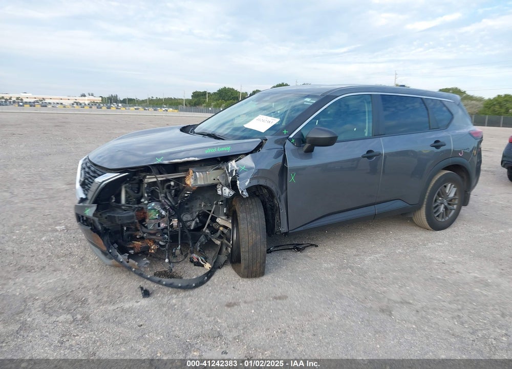 2022 NISSAN ROGUE S FWD VIN: 5N1BT3AA3NC683595