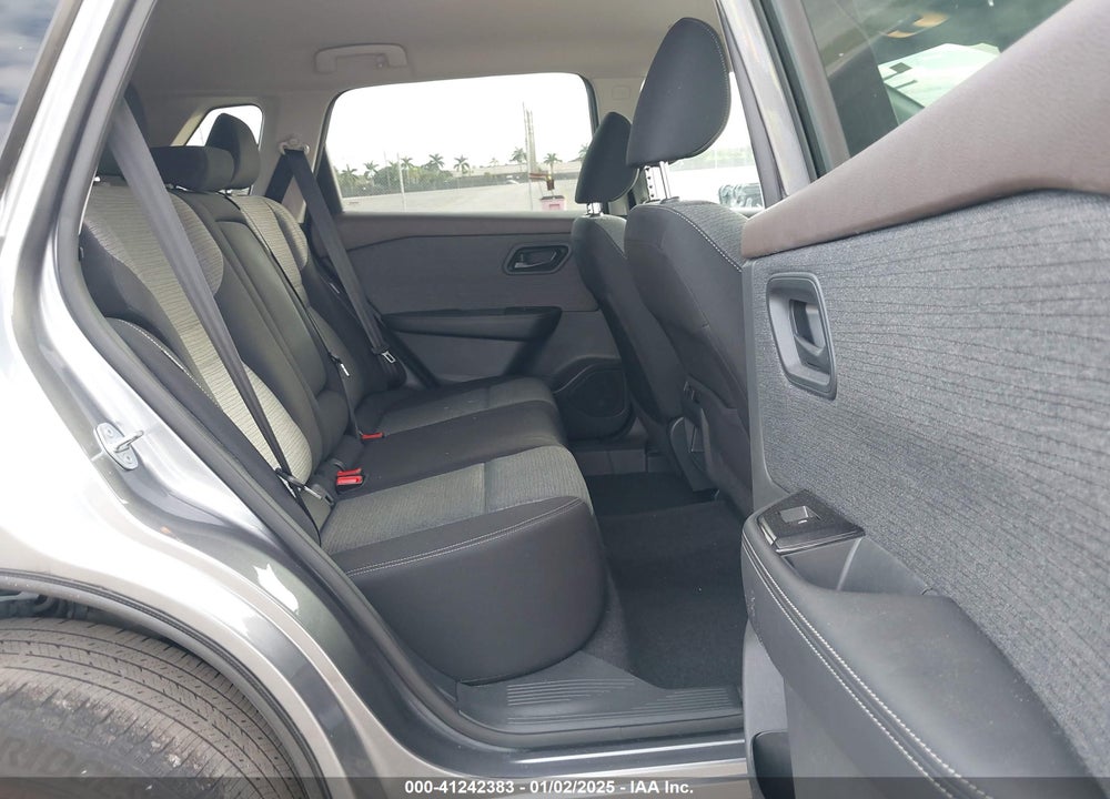 2022 NISSAN ROGUE S FWD VIN: 5N1BT3AA3NC683595