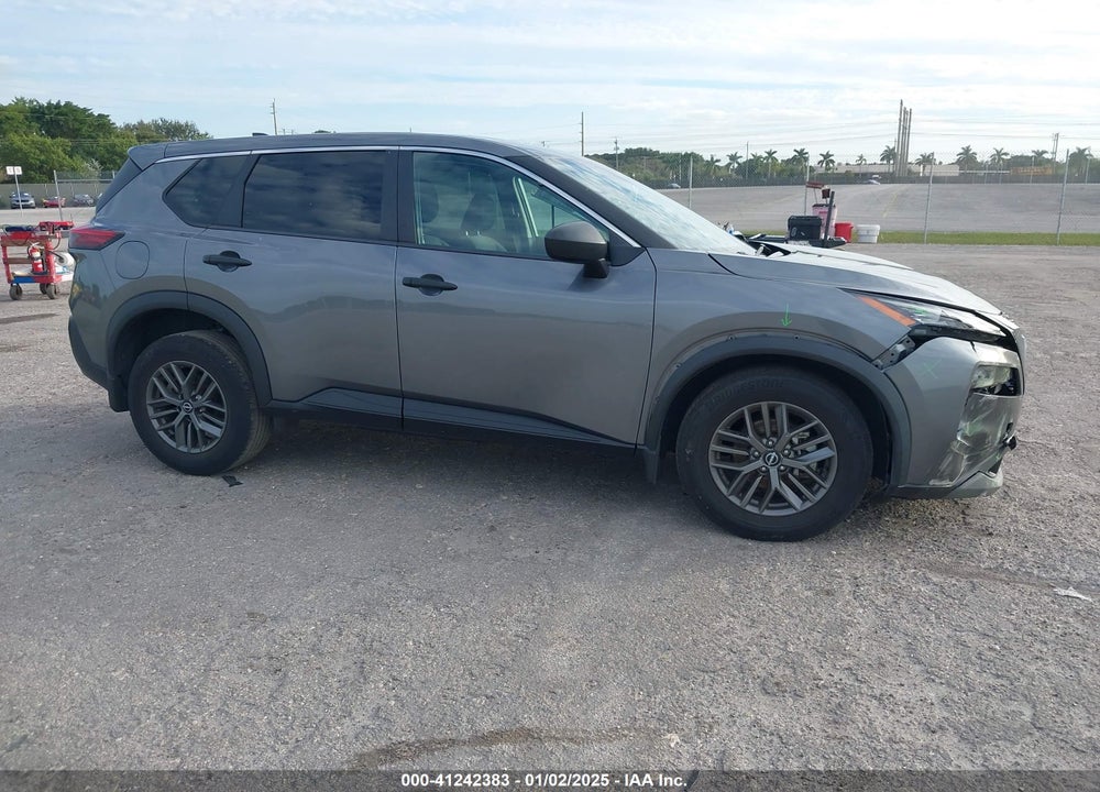 2022 NISSAN ROGUE S FWD VIN: 5N1BT3AA3NC683595