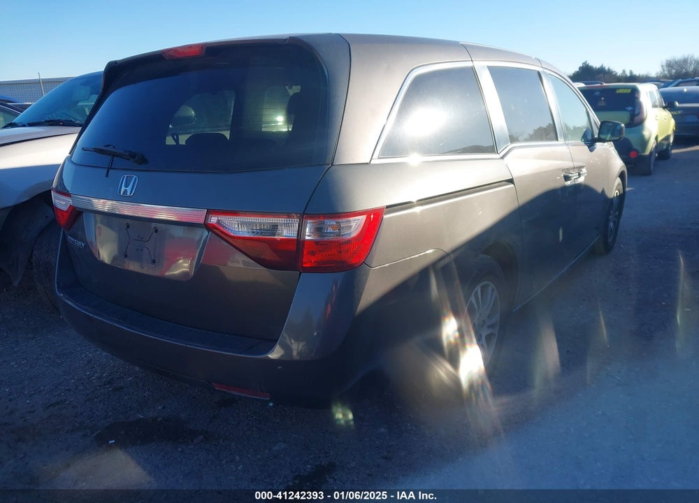 2011 HONDA ODYSSEY EX VIN: 5FNRL5H49BB046921
