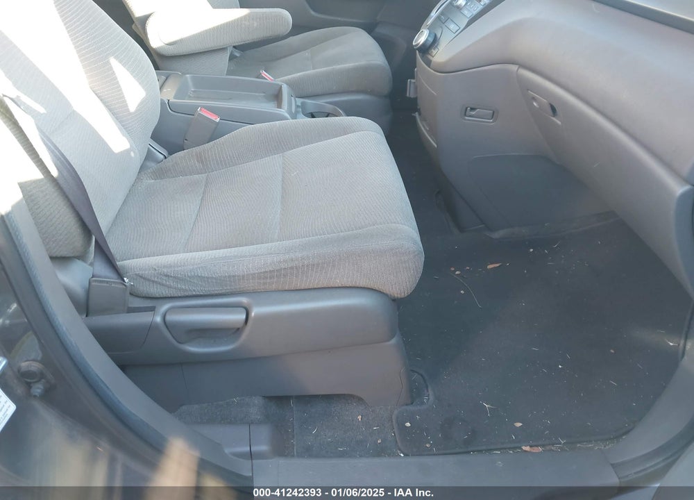 2011 HONDA ODYSSEY EX VIN: 5FNRL5H49BB046921