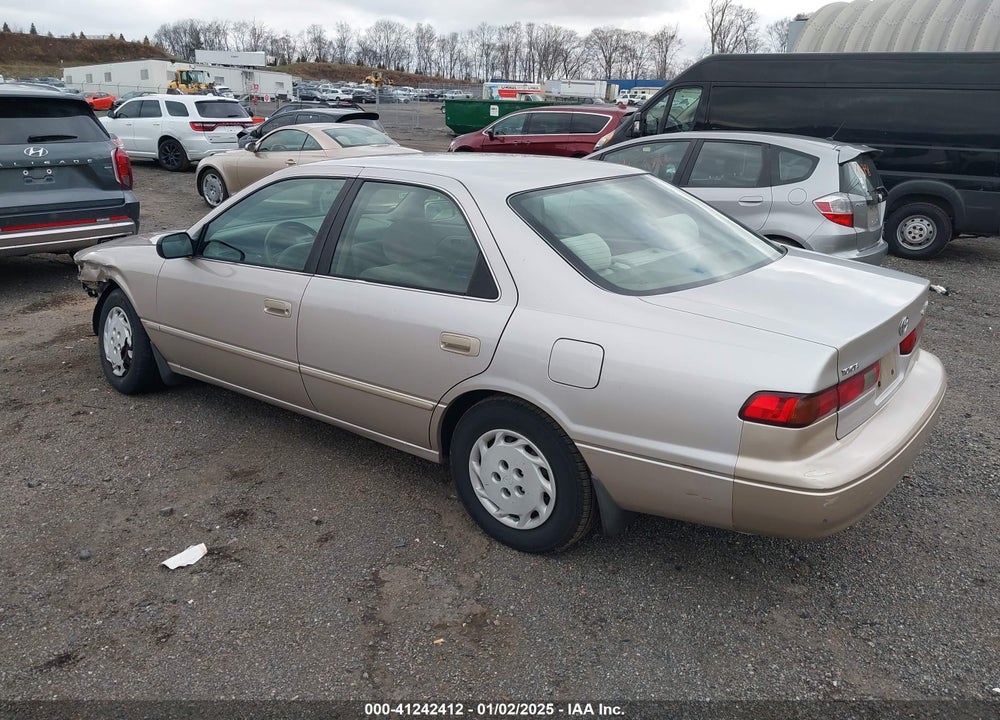 1999 TOYOTA CAMRY LE VIN: 4T1BG22K8XU476235