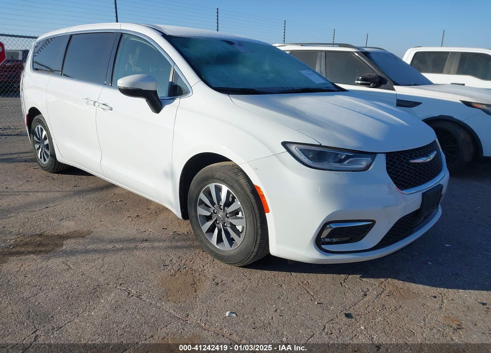 2023 CHRYSLER PACIFICA HYBRID TOURING L VIN: 2C4RC1L74PR626499