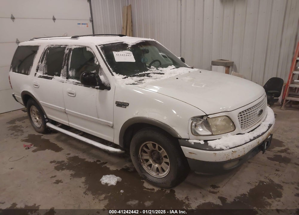 2002 FORD EXPEDITION XLT VIN: 1FMRU15W62LA56942