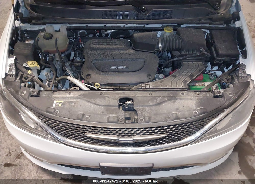 2018 CHRYSLER PACIFICA VIN: 2C4RC1EG4JR194078