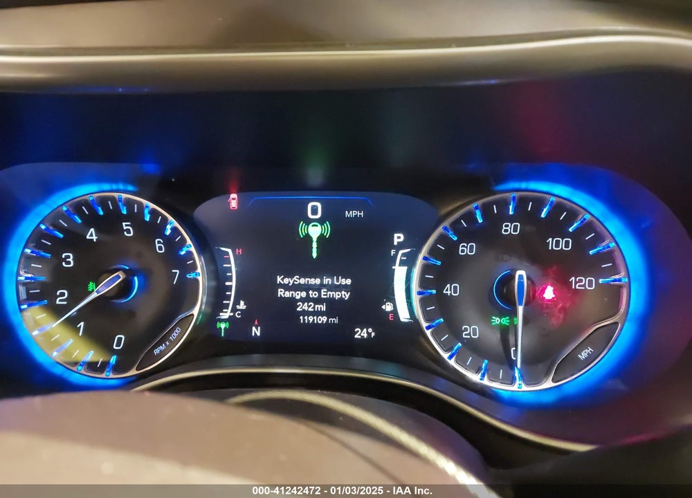 2018 CHRYSLER PACIFICA VIN: 2C4RC1EG4JR194078