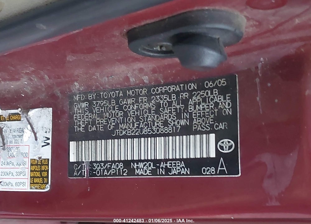 2005 TOYOTA PRIUS VIN: JTDKB22U853088817