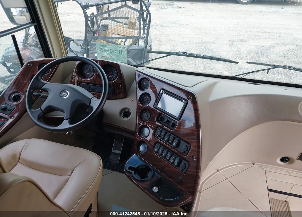 2014 FREIGHTLINER CHASSIS XC VIN: 4UZAB2DT3ECFX5423