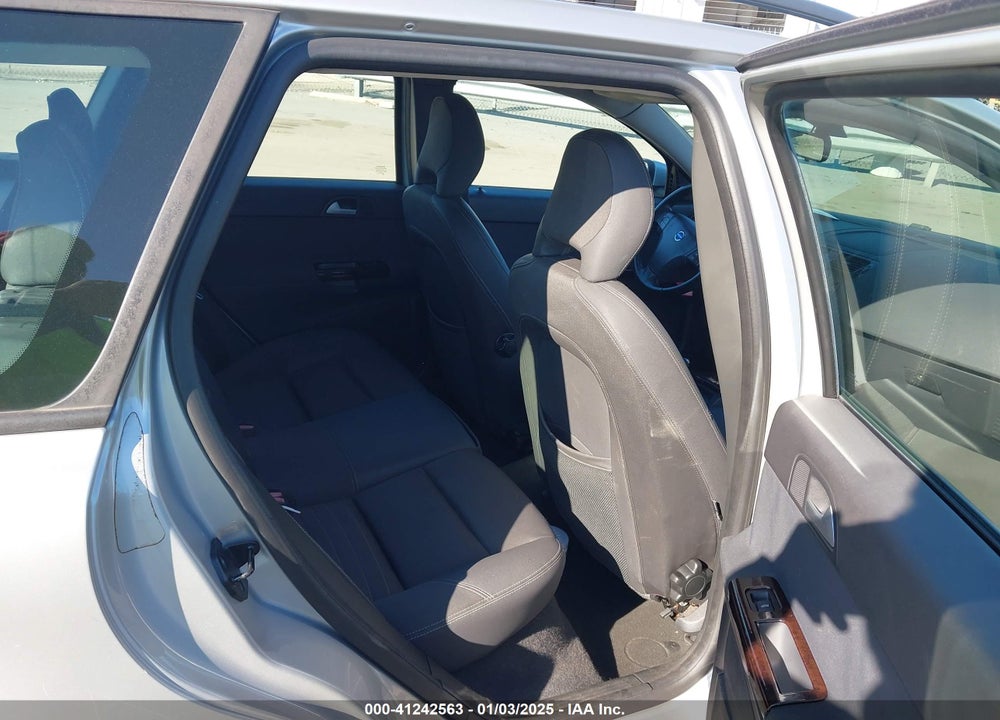 2007 VOLVO V50 2.4I VIN: YV1MW390072322098