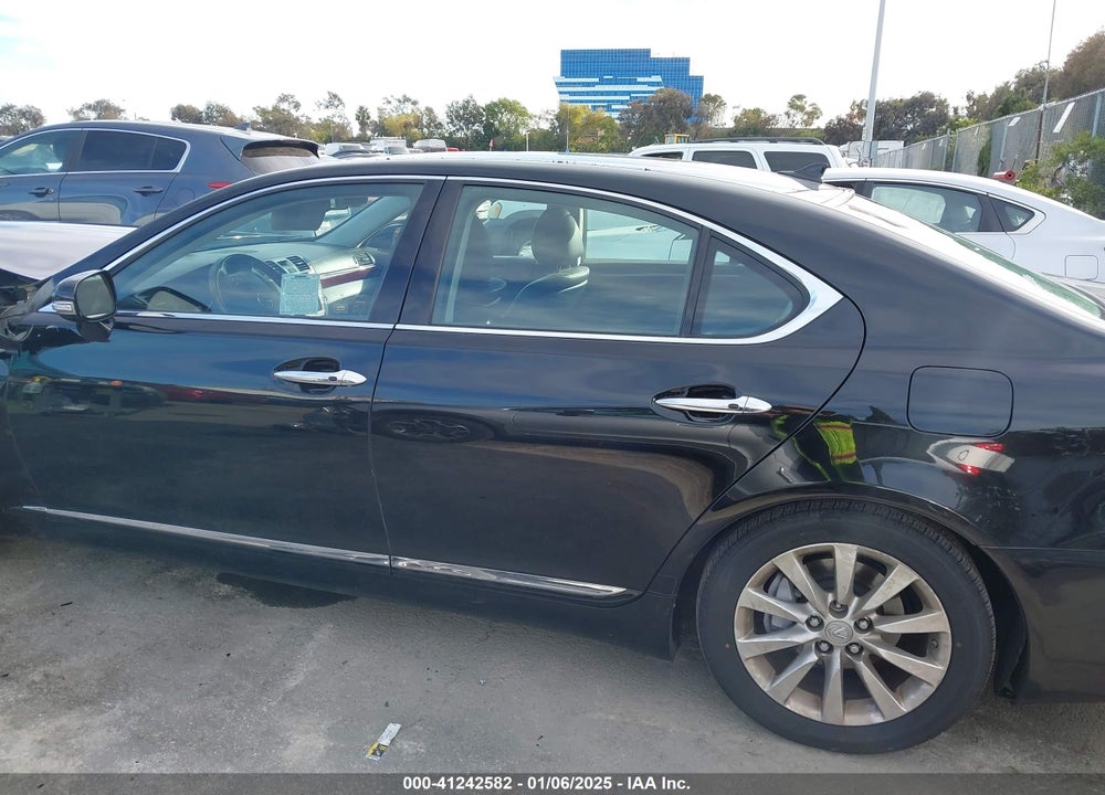 2010 LEXUS LS 460 VIN: JTHBL5EFXA5092022