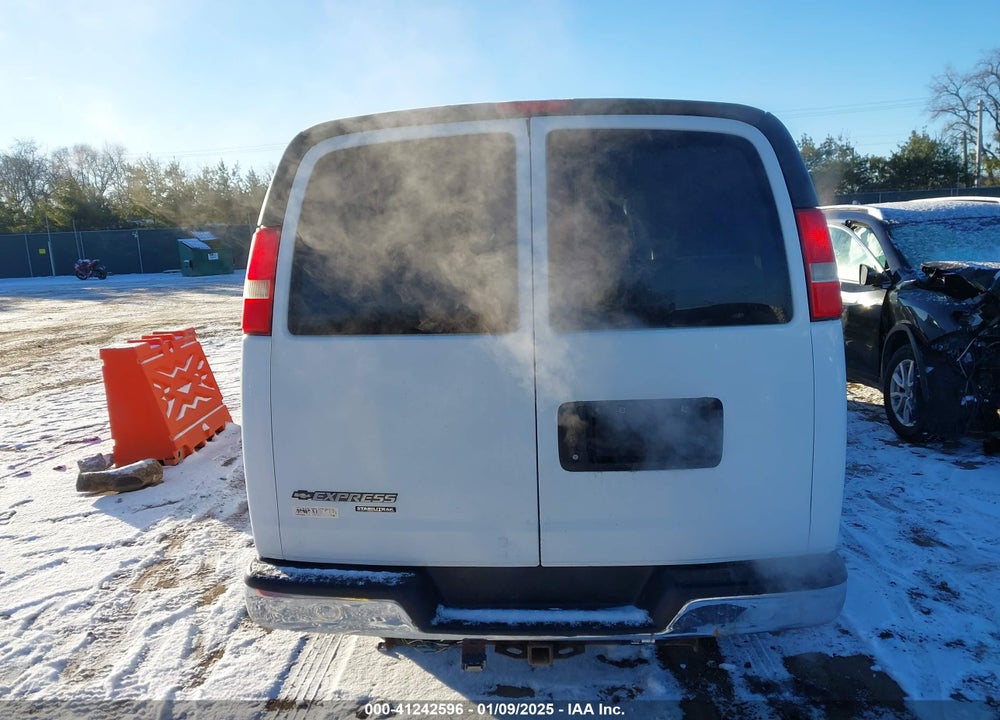 2014 CHEVROLET EXPRESS 3500 LT VIN: 1GAZG1FG5E1110811