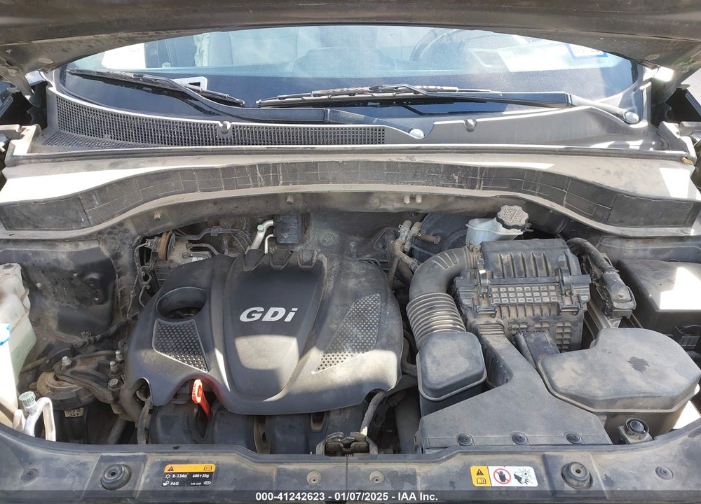 2014 KIA SORENTO LX VIN: 5XYKT3A66EG428631