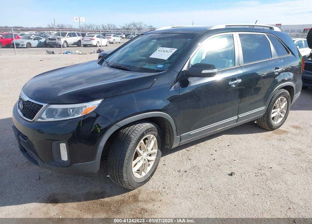 2014 KIA SORENTO LX VIN: 5XYKT3A66EG428631