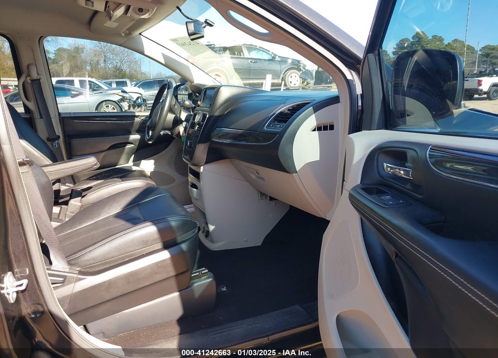 2016 CHRYSLER TOWN & COUNTRY TOURING VIN: 2C4RC1BG1GR165408