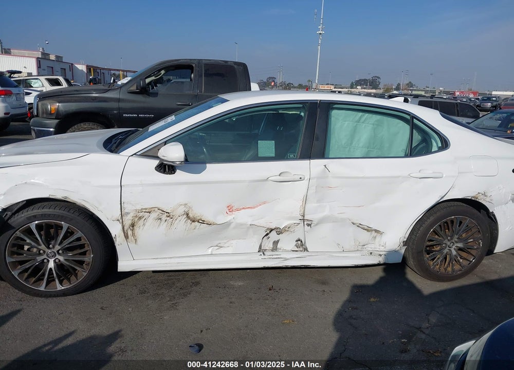 2019 TOYOTA CAMRY SE VIN: 4T1B11HK8KU199596