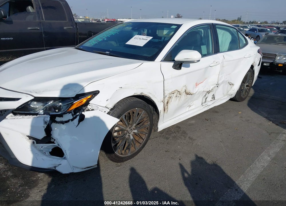 2019 TOYOTA CAMRY SE VIN: 4T1B11HK8KU199596