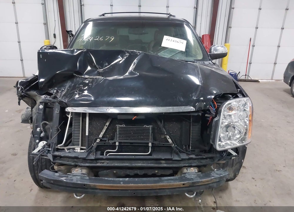 2011 GMC YUKON SLT VIN: 1GKS2CE00BR259877