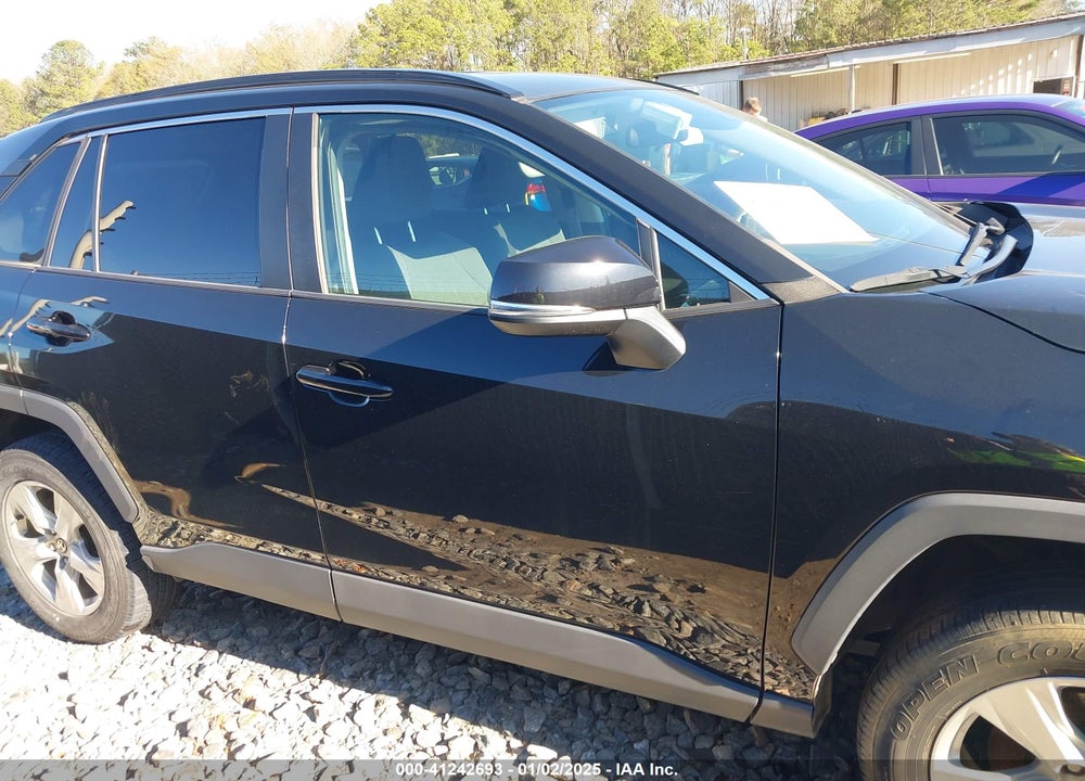 2021 TOYOTA RAV4 XLE VIN: 2T3P1RFV0MW202423